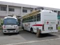 献血バスが長岡高専にやってきました。
