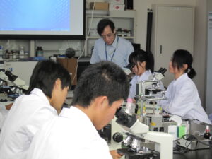 体験学習：物質工学科 マジで生物実験！