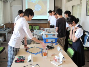 体験学習：電気電子システム工学科 エレクトリック・テクノ（１）電気フシギ体験！！