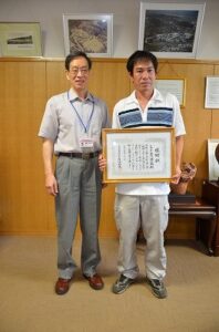 水沢建築様に感謝状贈呈