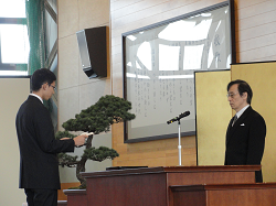 2編入生宣誓