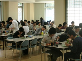 学生食堂	